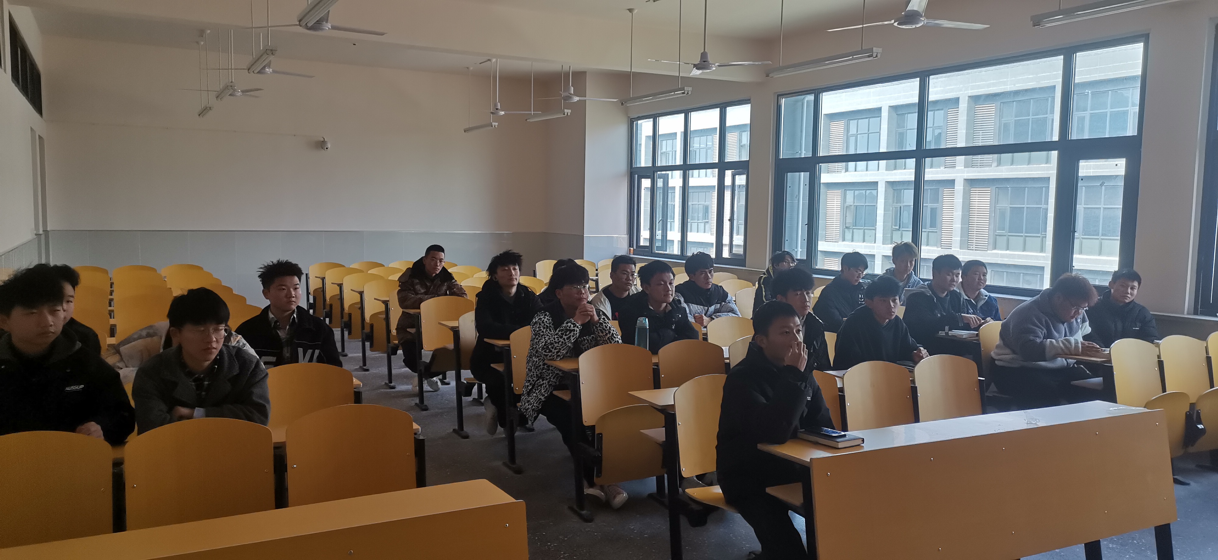 微信图片_20211212210155.jpg