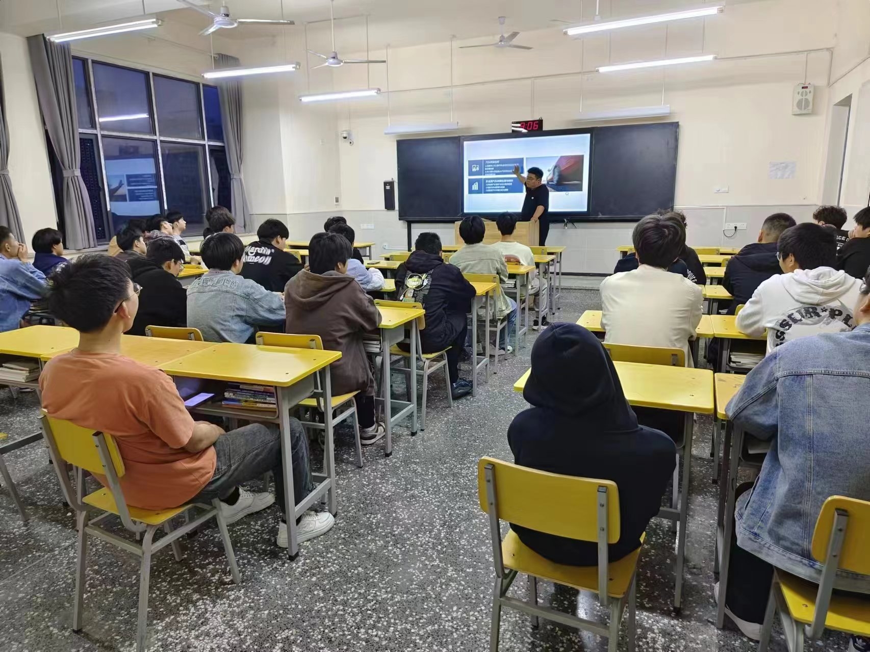 图片10.jpg